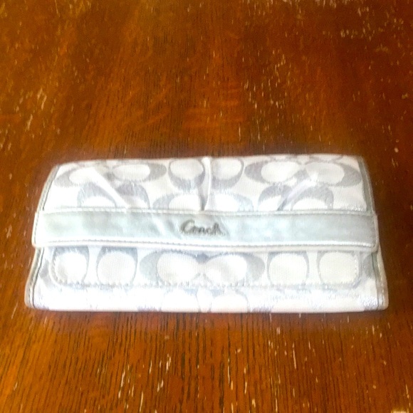 Coach Handbags - Coach Wallet Clutch